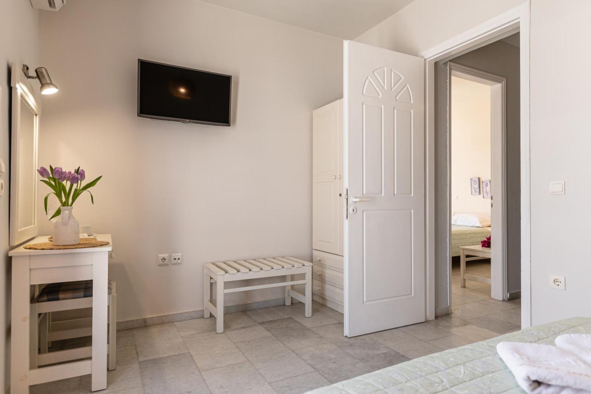Hotel Francesca Агиос Прокопиос Екстериор снимка