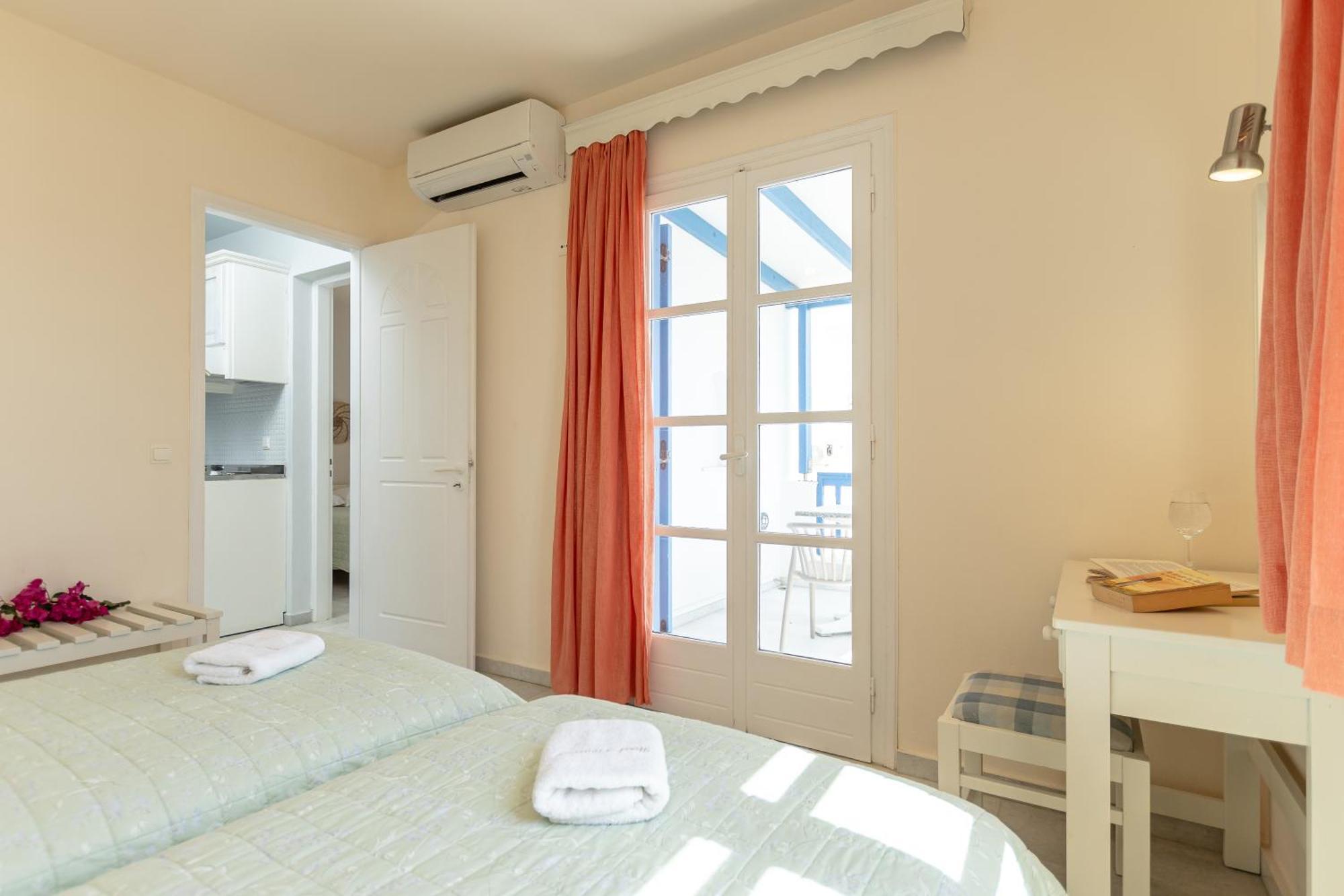 Hotel Francesca Агиос Прокопиос Екстериор снимка