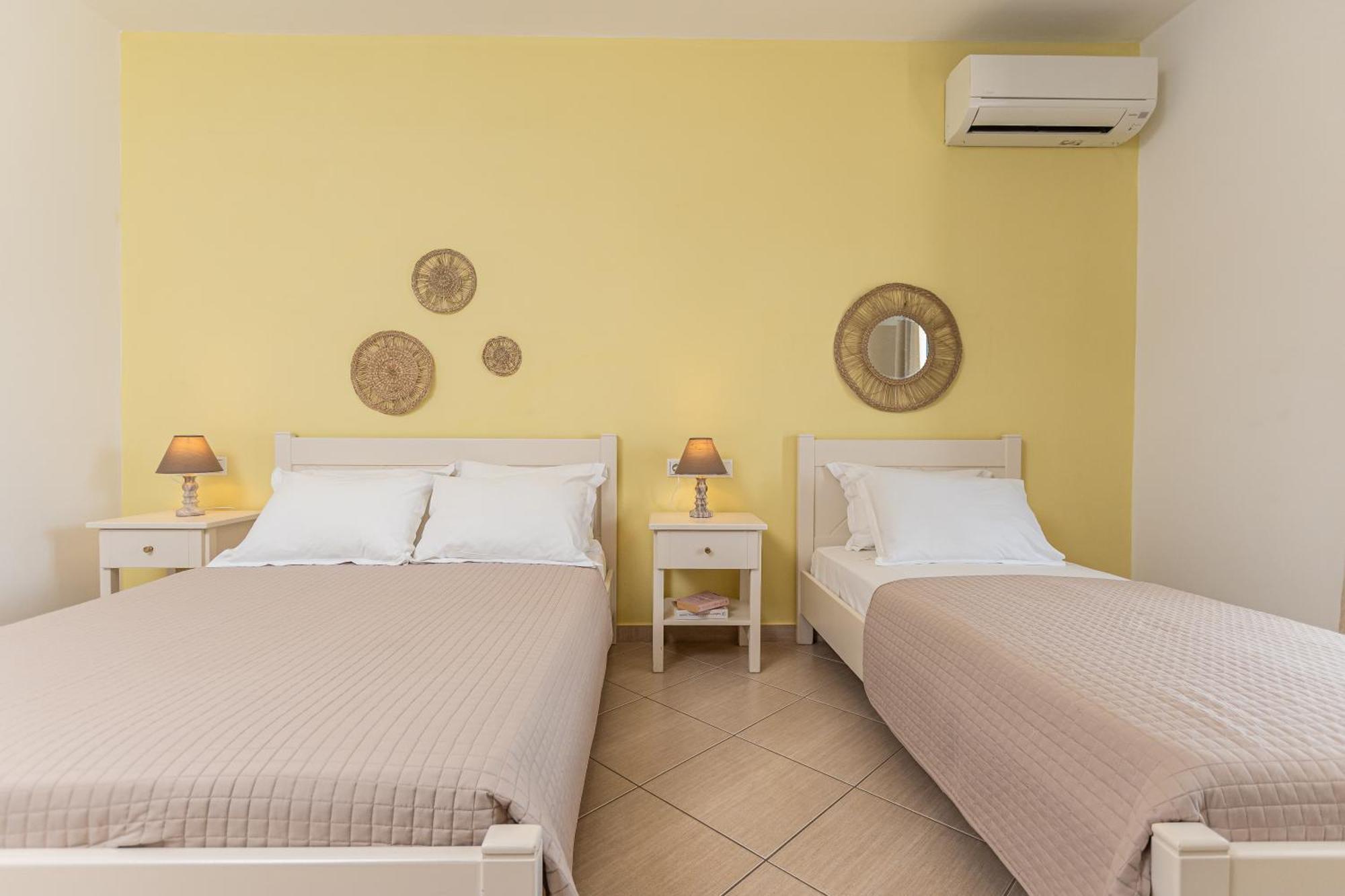 Hotel Francesca Агиос Прокопиос Екстериор снимка