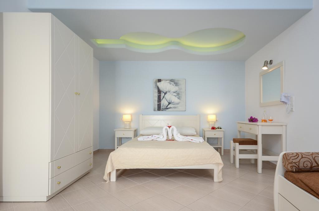 Hotel Francesca Агиос Прокопиос Екстериор снимка